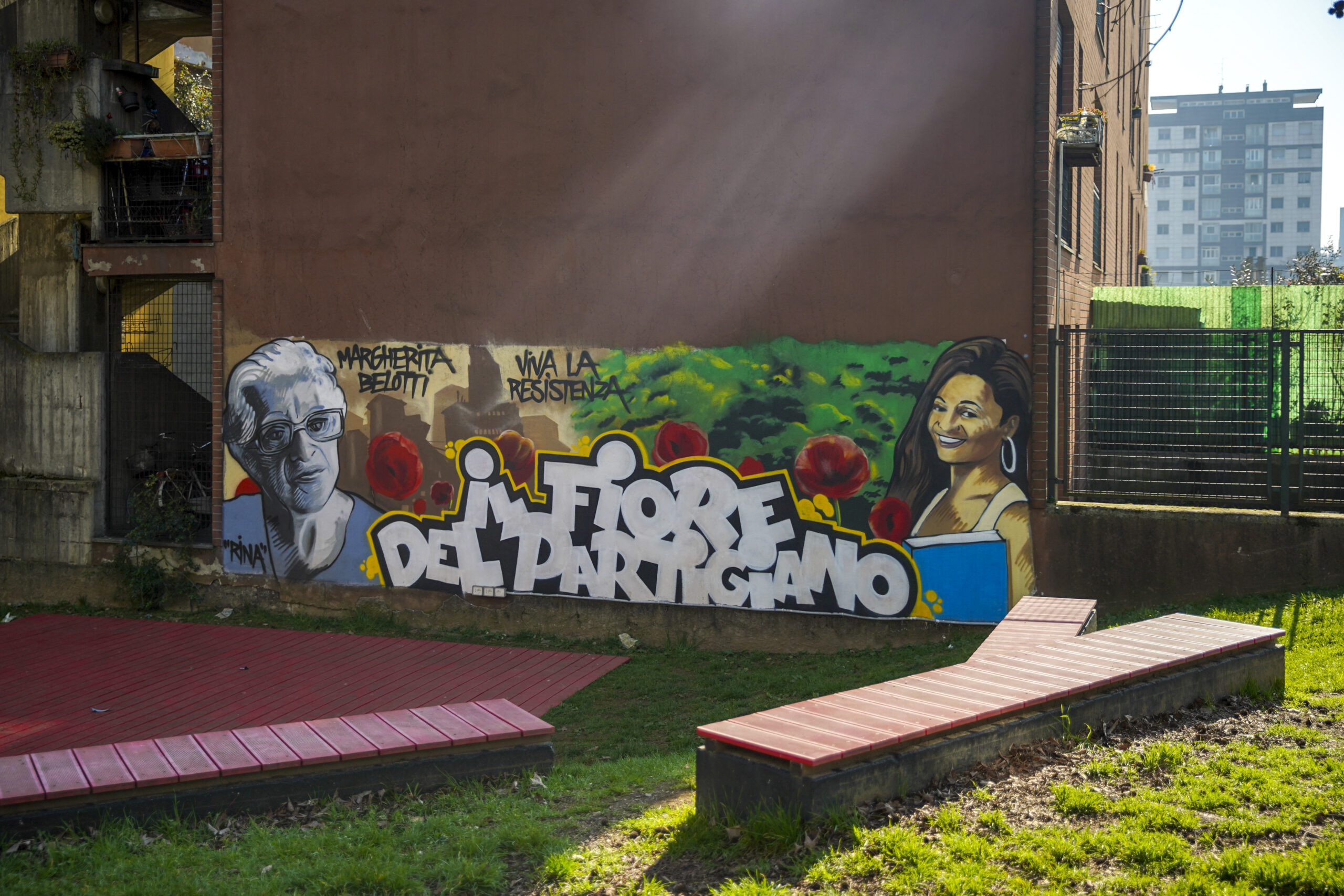 9 - Isola_Via Pepe 38_ANPI-IC Confalonieri - Il fiore del partigiano _174